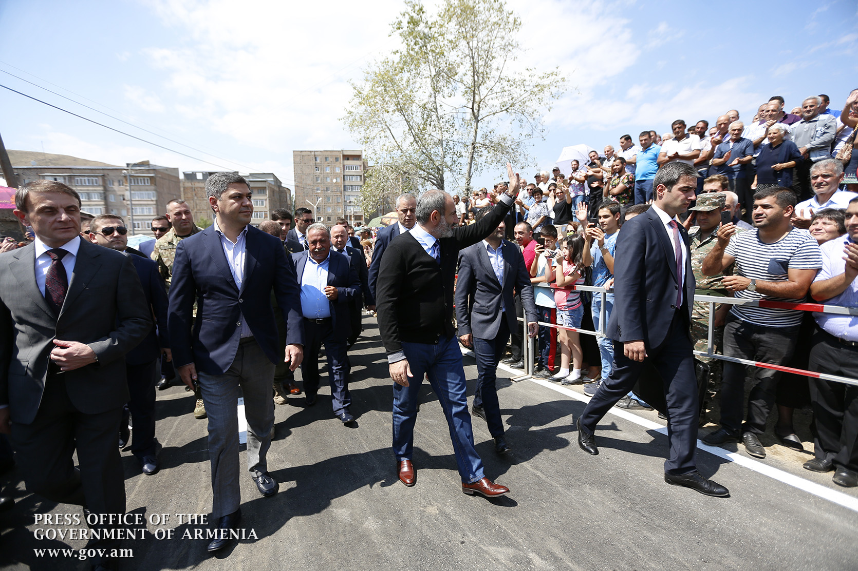 ‘We will hand over the free, happy and powerful Armenia to the future generations’ – PM attends opening of the reconstructed memorial in Hrazdan