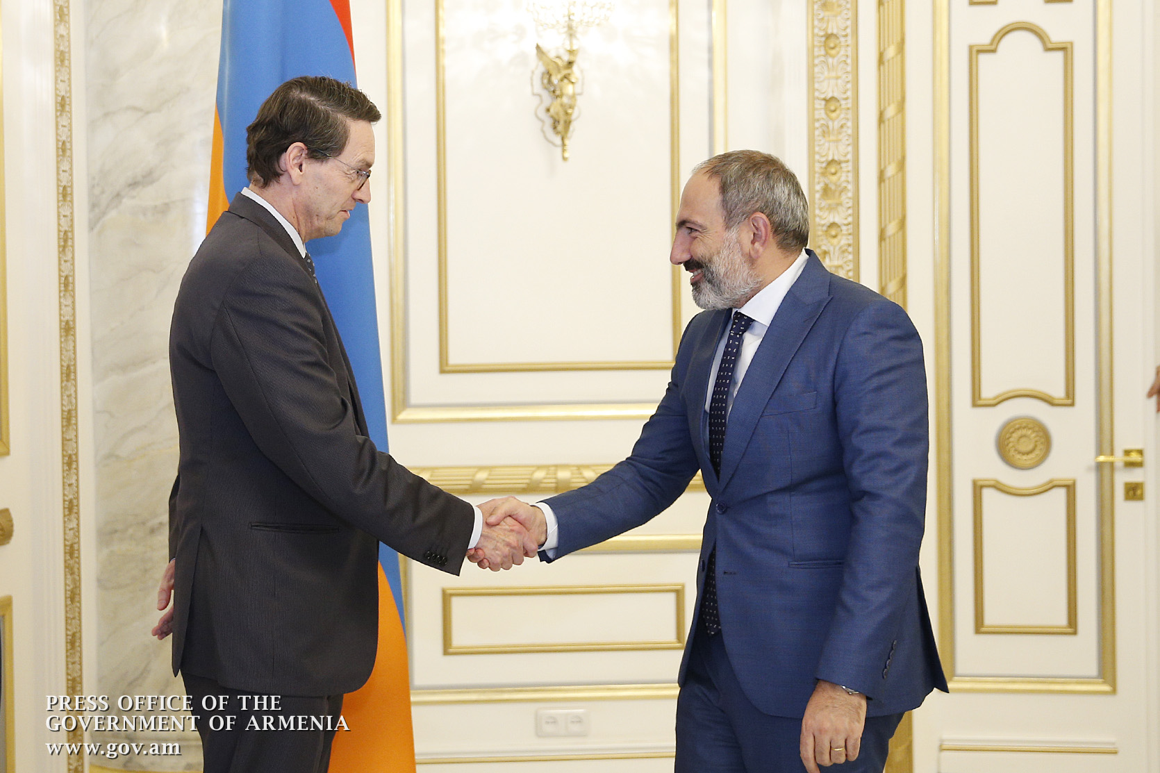 Nikol Pashinyan receives delegation led by International Finance Corporation (IFC) Regional Manager Jan van Bilsen