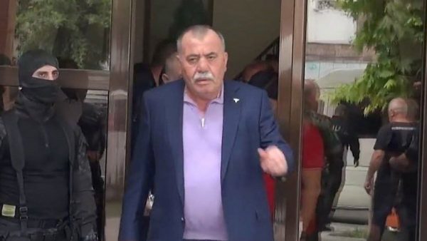 Ex-army general Manvel Grigoryan’s detention extended for two months
