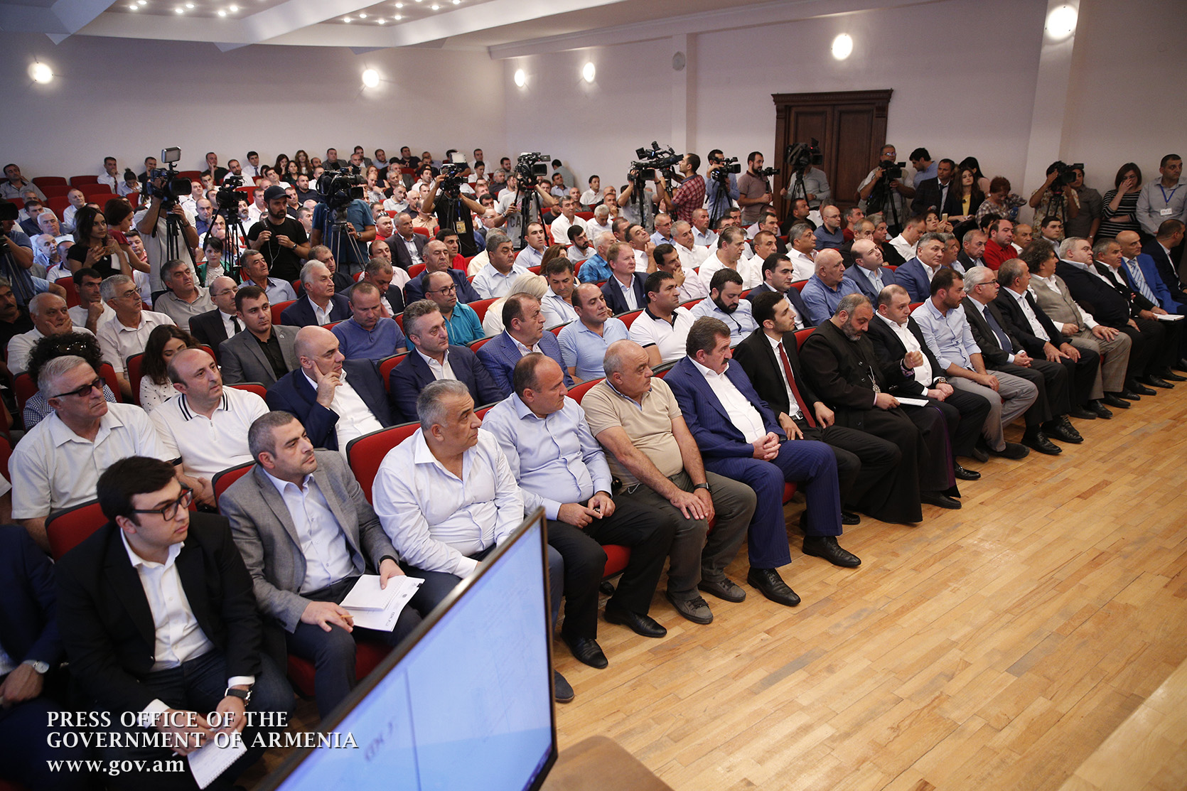 ‘Economic development may take place in Armenia if the government and business community establish real partnership’ – PM Attends ‘My Step for Tavush’ Investment Forum