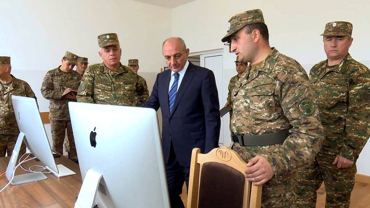 Bako Sahakyan visited one of the Defense Army’s units