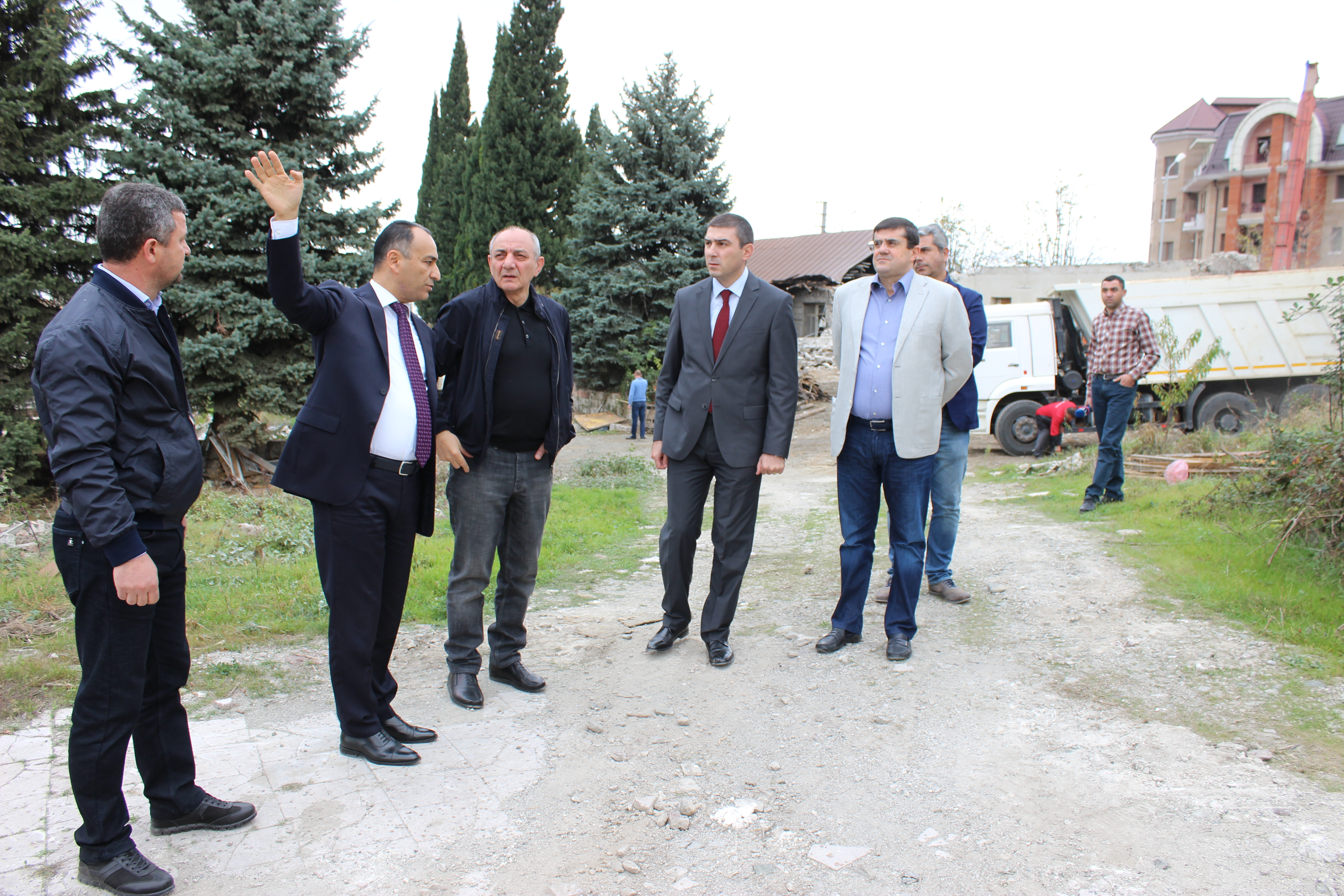 Bako Sahakyan visited construction site of new residential community in Stepanakert
