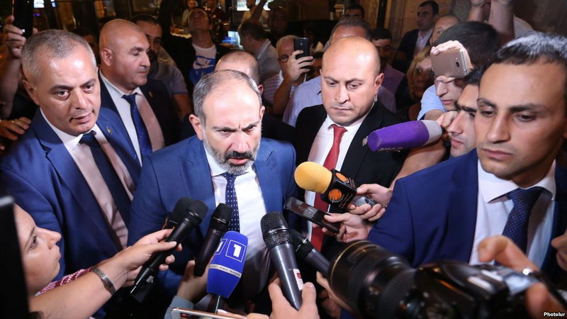 Nikol Pashinyan reaffirms resignation date