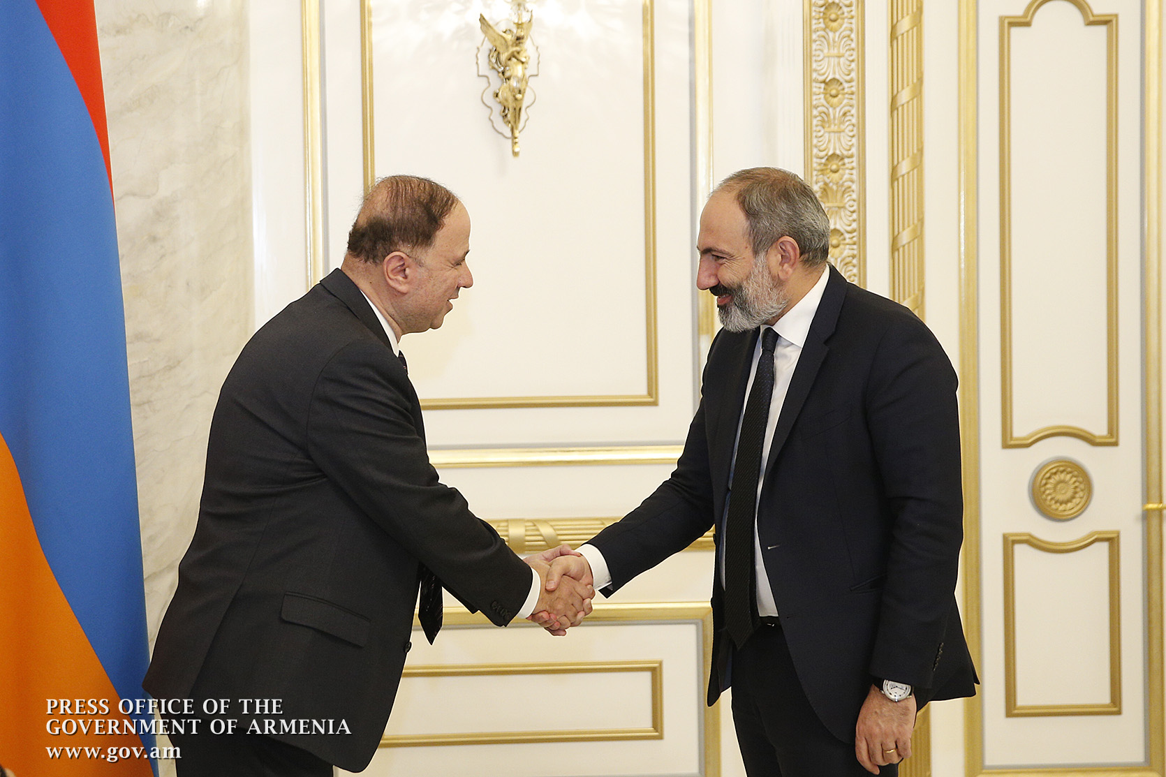 Acting PM receives U.S.-Armenian philanthropist Mike Sarian, President of Operations at Prime Healthcare Services, Inc.