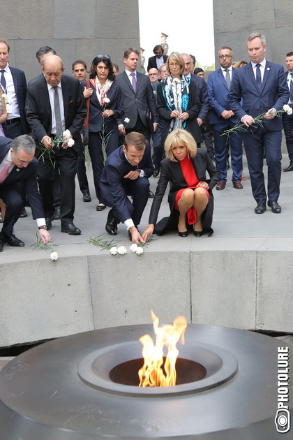 The French President pays respects to Armenian Genocide victims