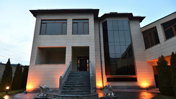 Serzh Sargsyan rejects another offer for private home: CivilNet