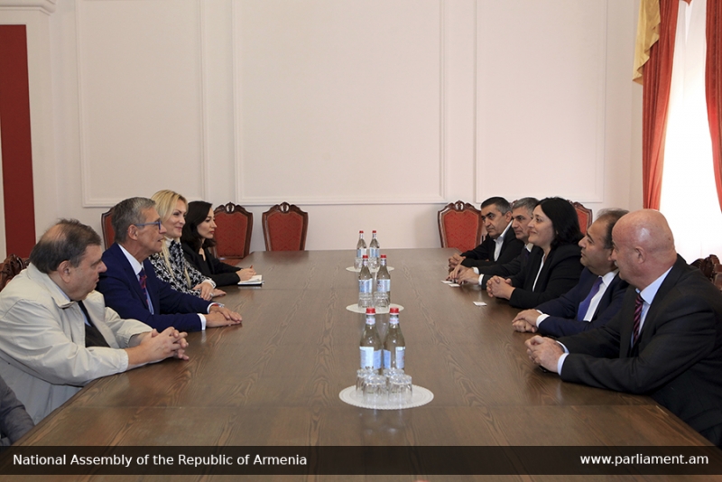 Issues on Development of Armenian-Belgian Relations Discussed