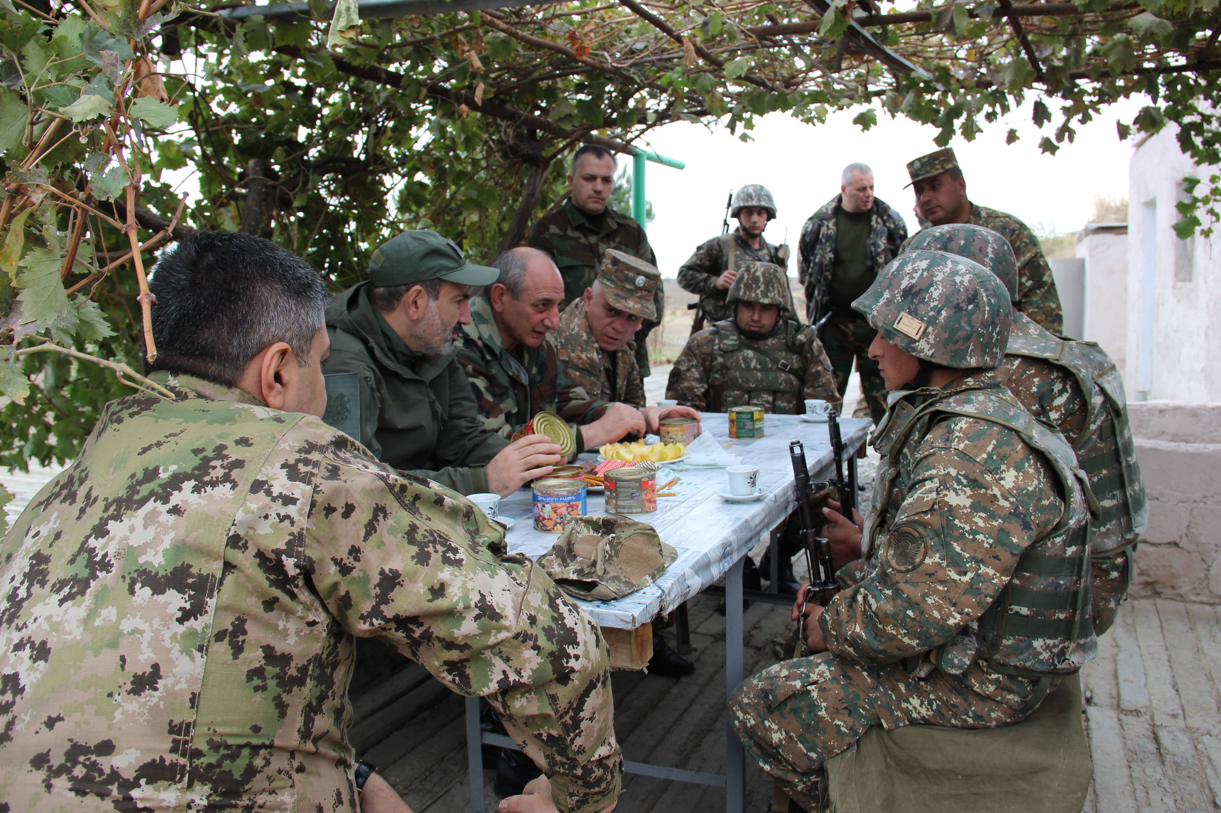 Bako Sahakyan together with Nikol Pashinyan visited various sections of the republic’s eastern borderline