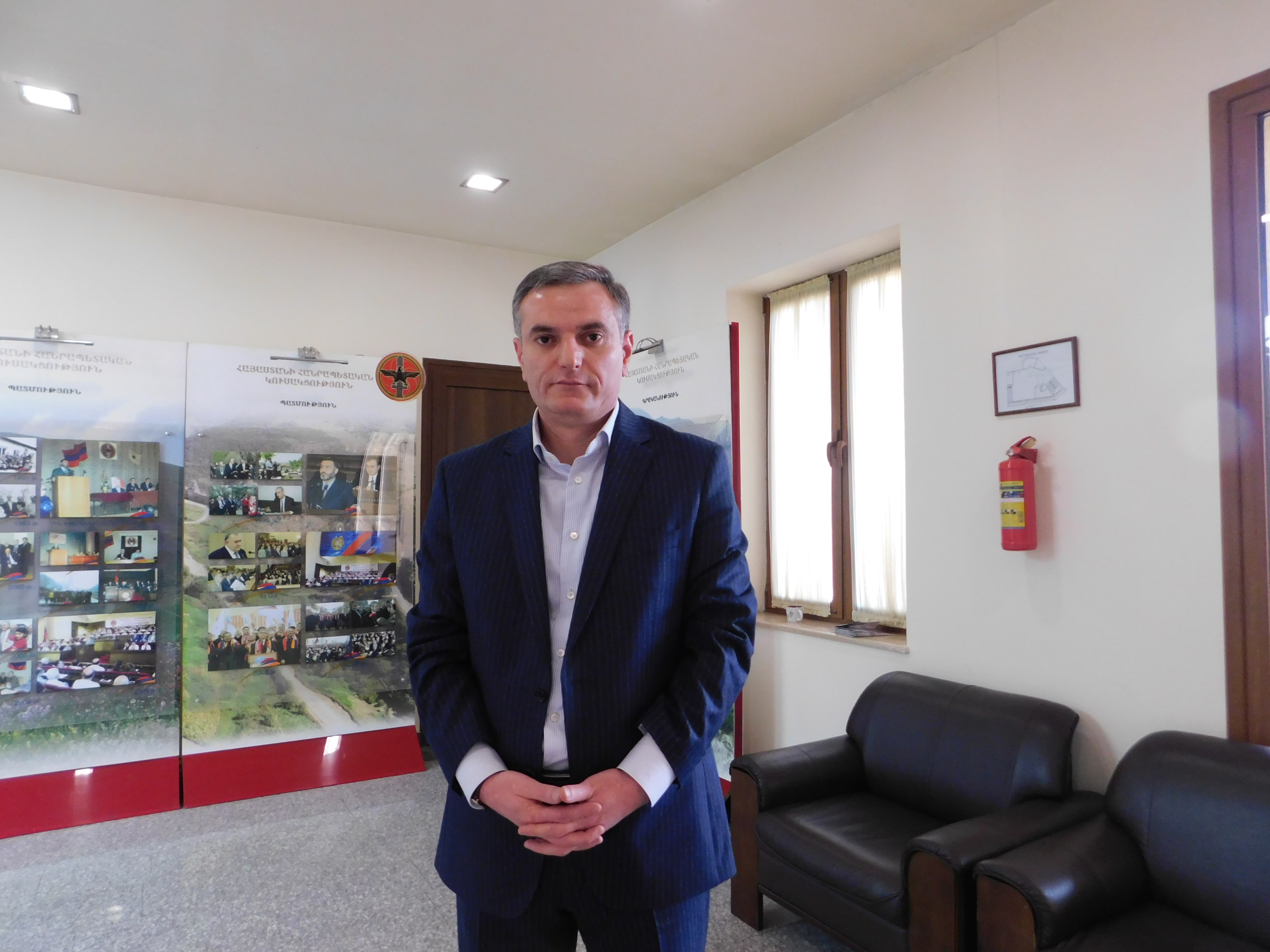 ‘Azerbaijan has come so close to Nakhichevan border that they can see our roads’