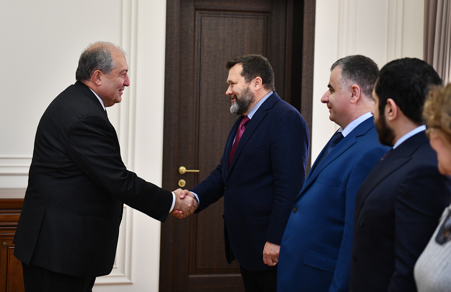 President Armen Sarkissian received organizers and a group of participants of the international roundtable