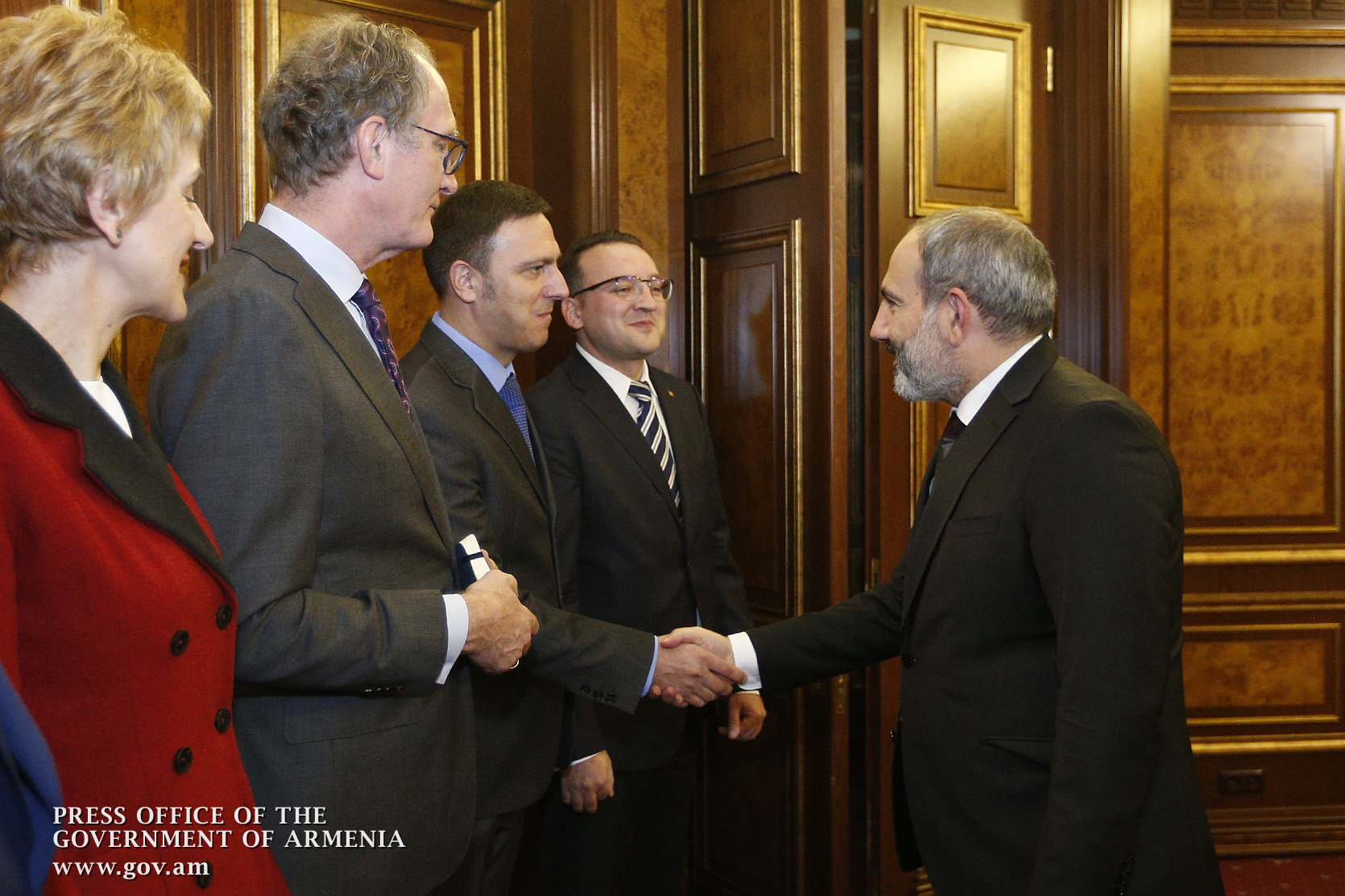 Nikol Pashinyan receives EU-member states’ ambassadors