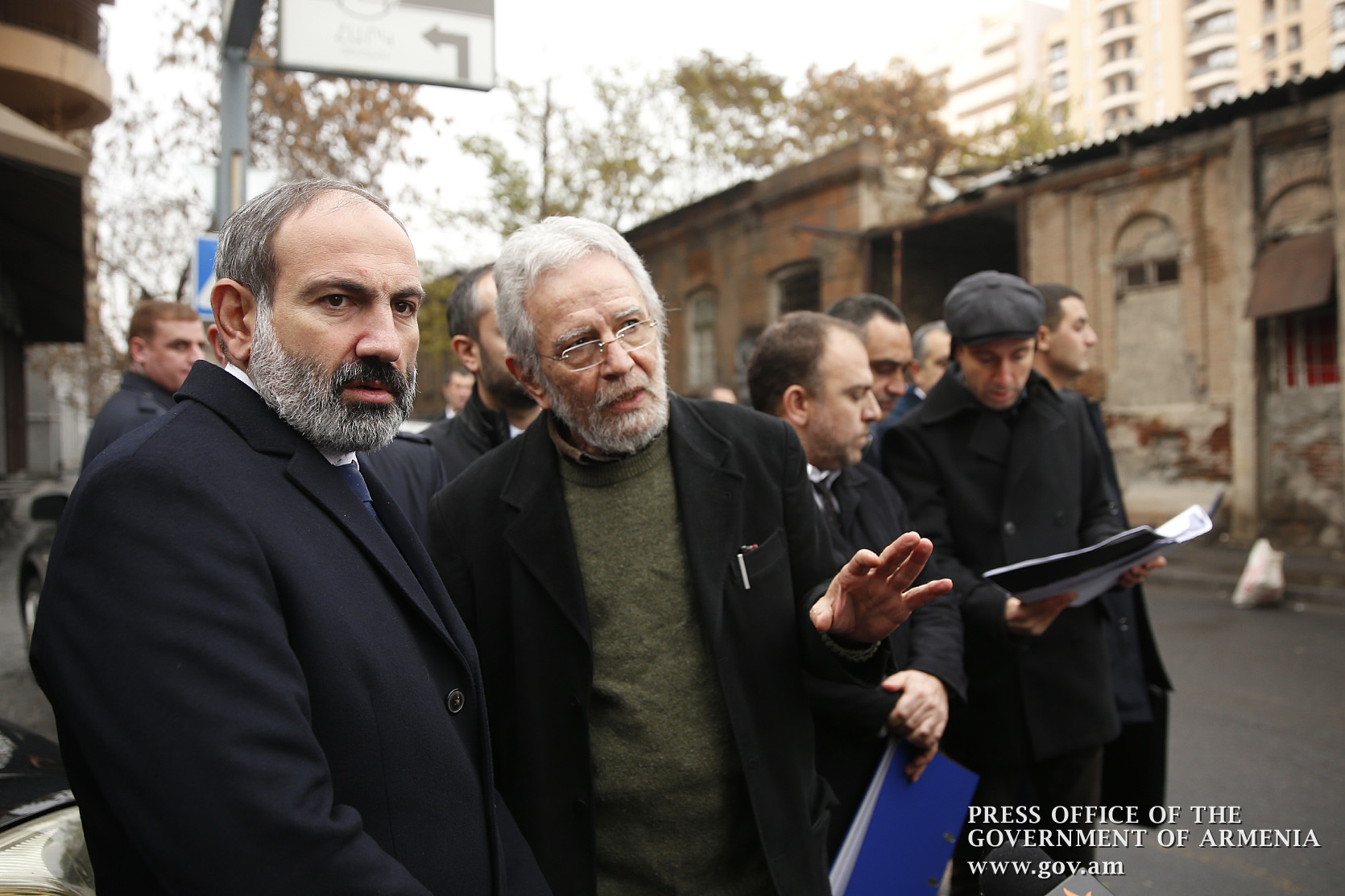 ‘Old Yerevan program should be implemented without destroying any historical-cultural monument’ – Nikol Pashinyan toured the streets of Arami, Byuzand and Koghbatsi