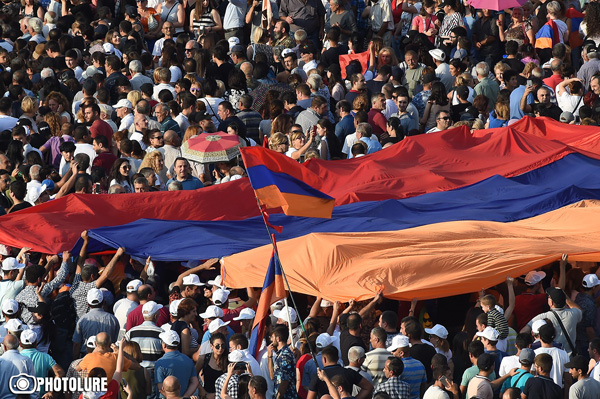 Velvet Revolution and Artsakh