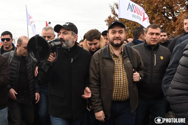 We are marching, we are marching: Nikol Pashinyan