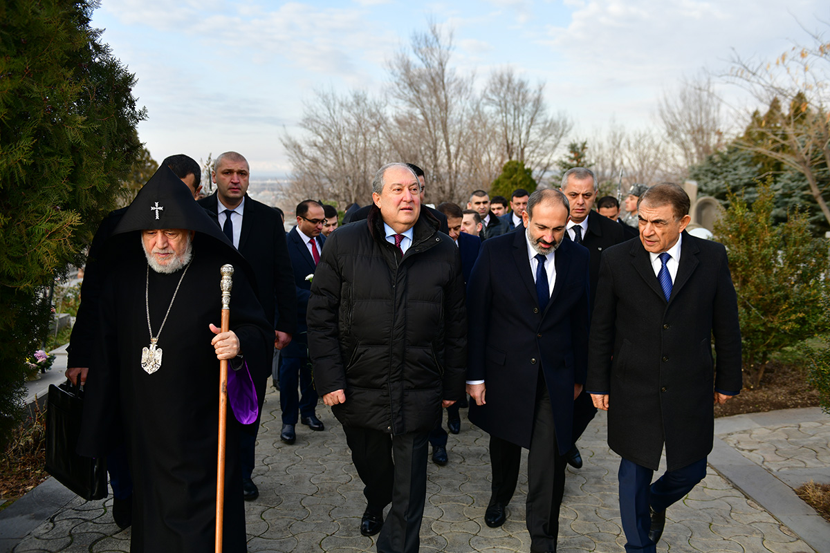President Armen Sarkissian visited Erablur pantheon