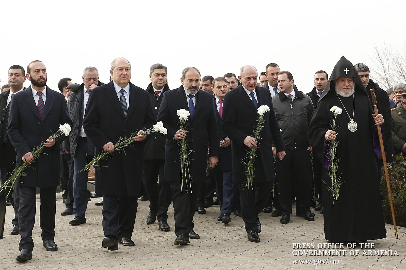 On Army Day, PM Nikol Pashinyan visits Yerablur Pantheon