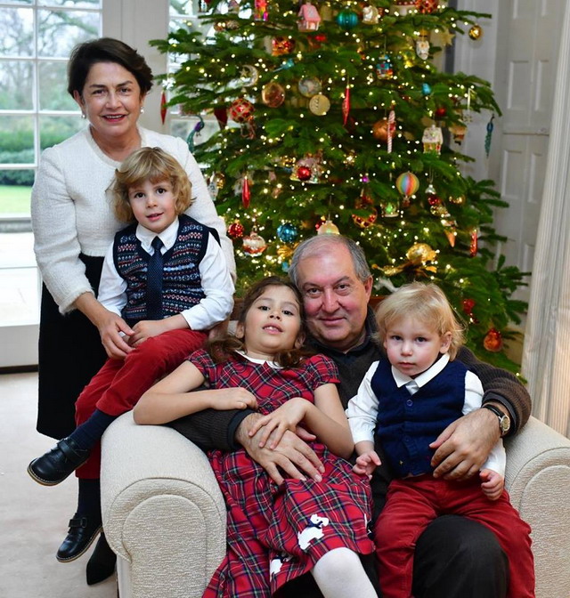 Armenian President celebrating New year with his family