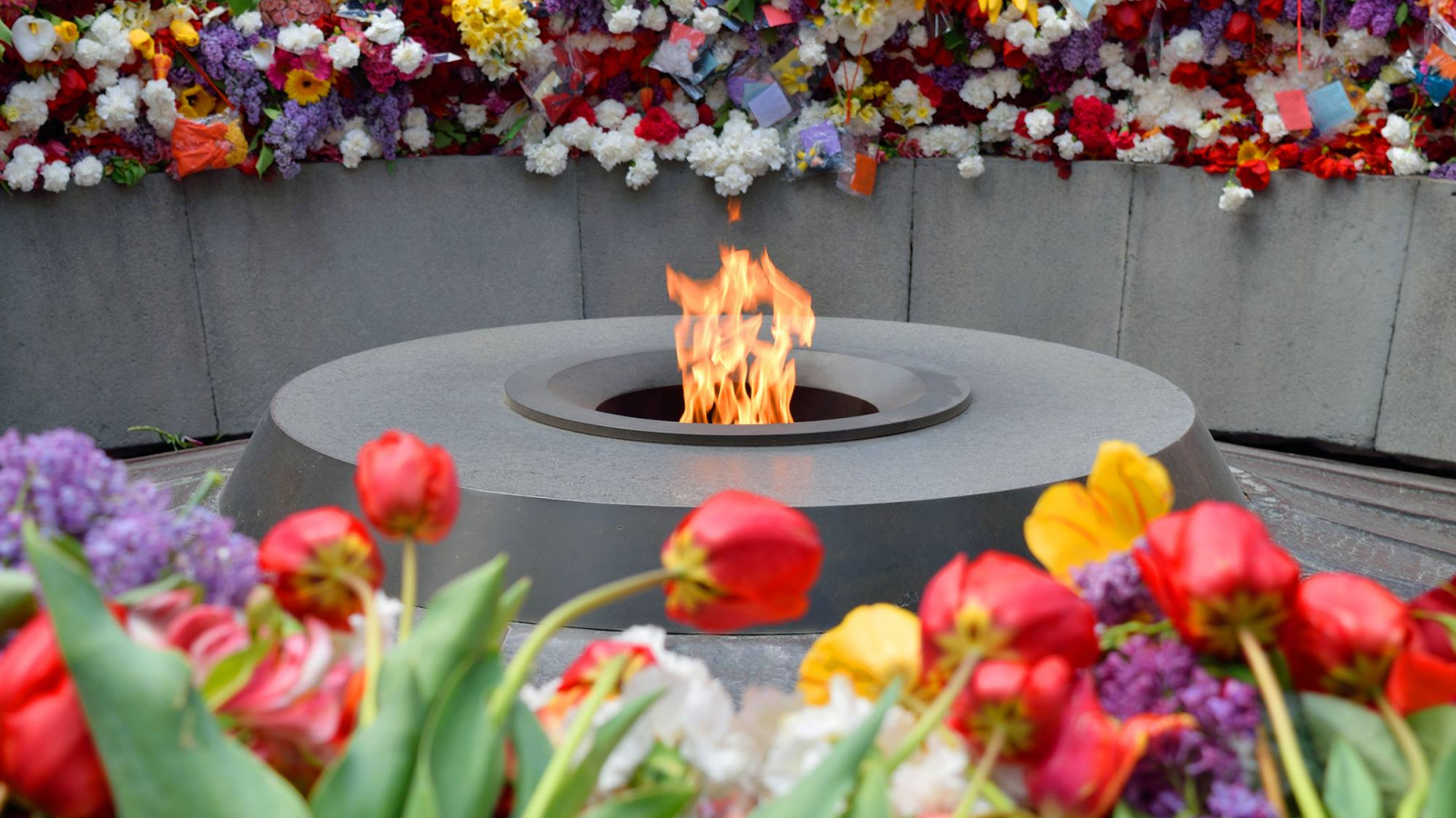 EU pays tribute to victims of Armenian Genocide