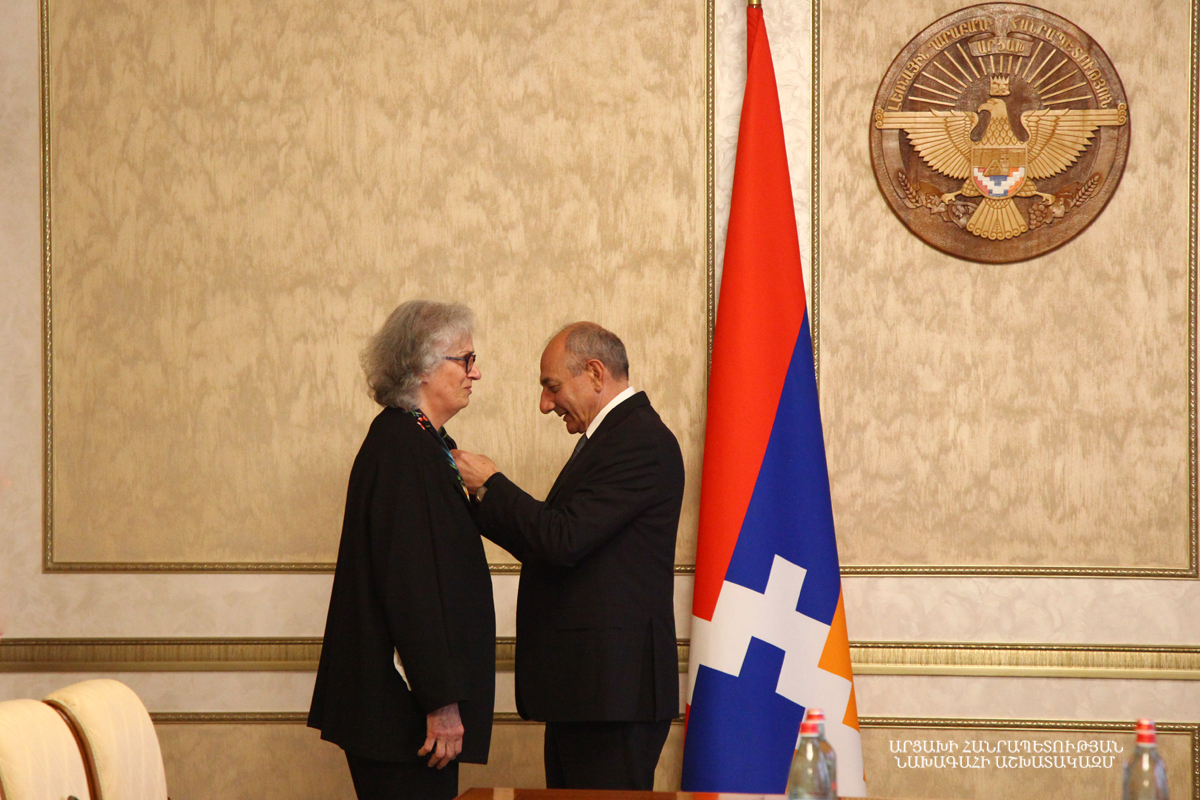 Artsakh President Awards Medal to Dr. Carolann Najarian