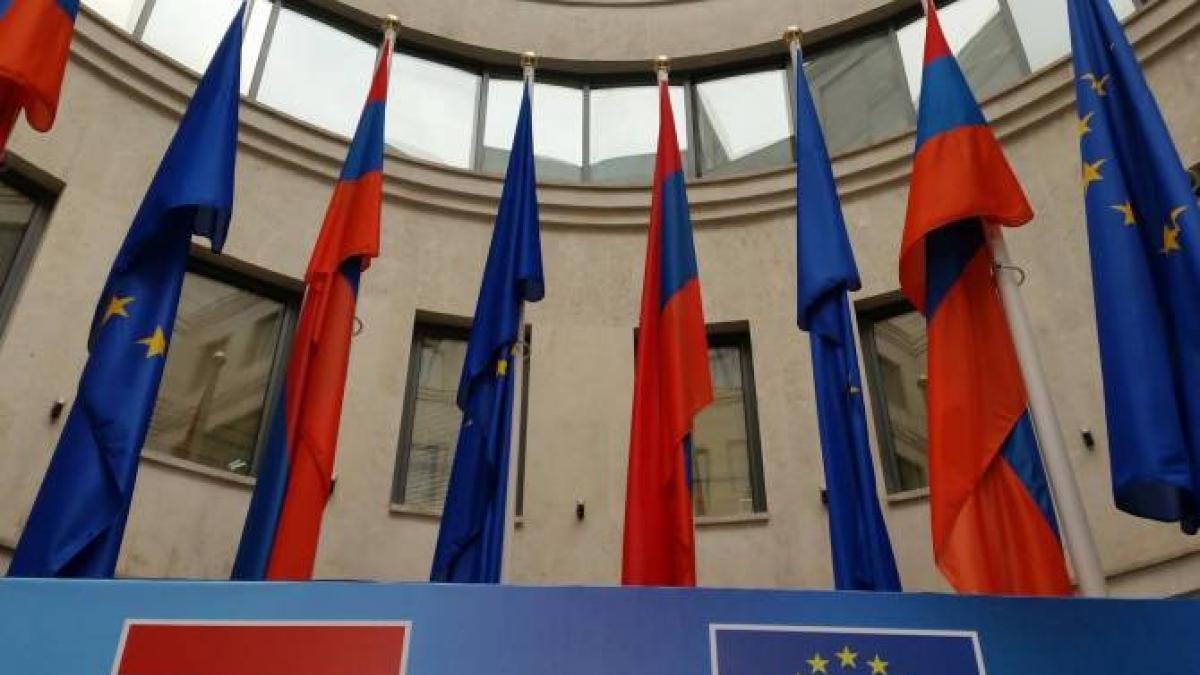EU calls on all in Armenia to condemn hate speech to take urgent steps to guarantee the physical safety of Armenian citizens