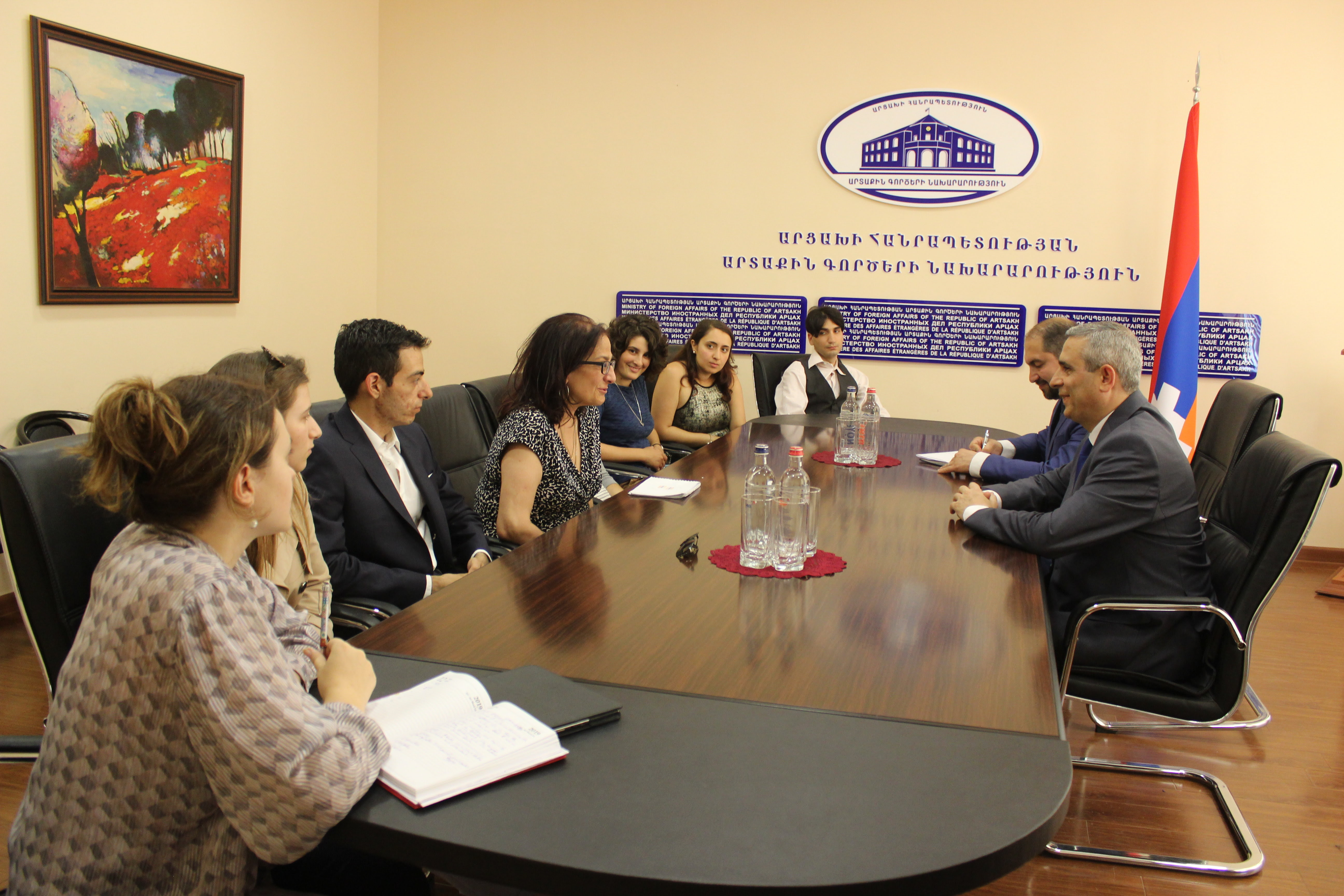 Artsakh Foreign Minister Received Interns of  the  Armenian Assembly of America
