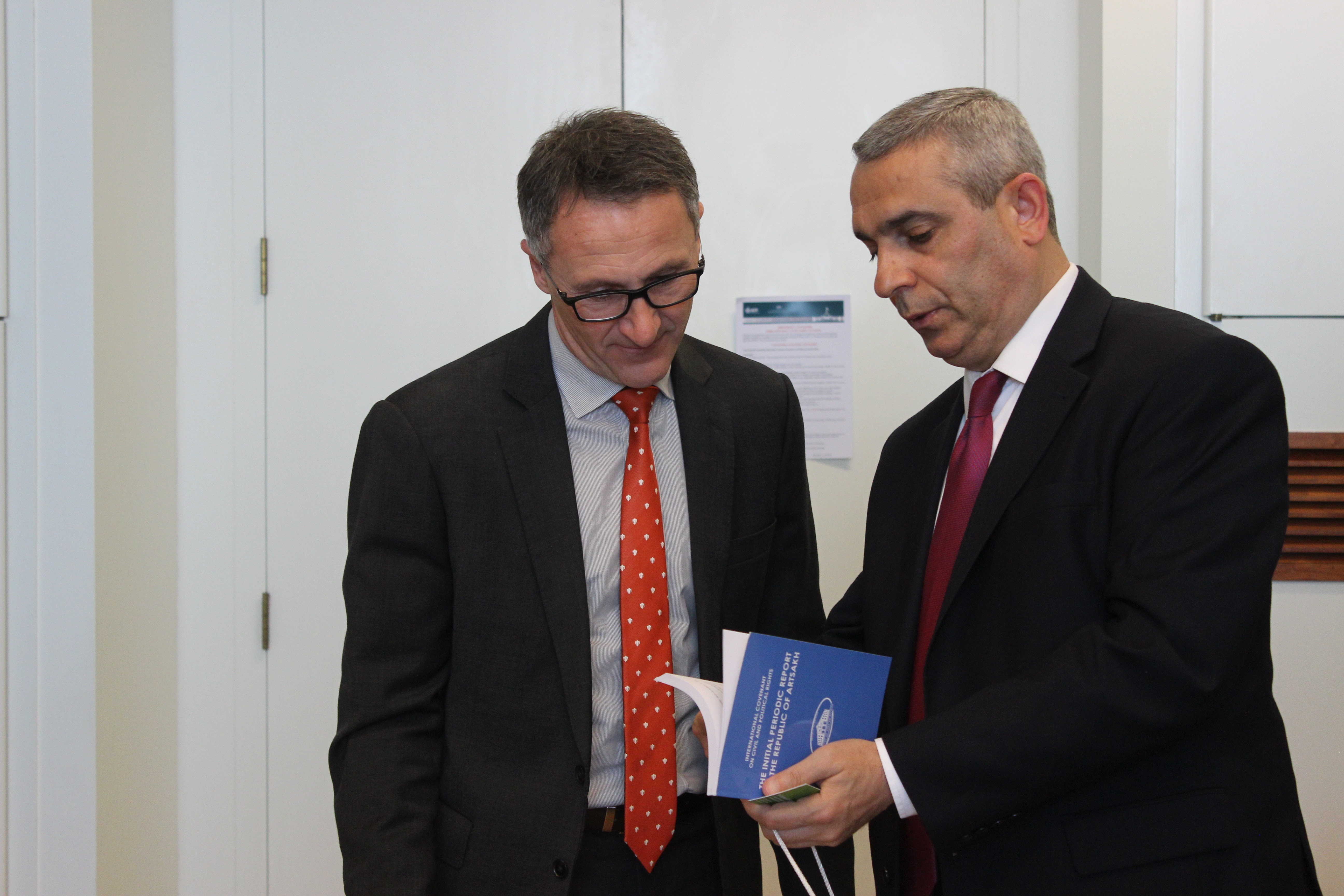 Artsakh Foreign Minister Masis Mayilian Met with Leader of the Australian Greens Party, Senator Richard Di Natale
