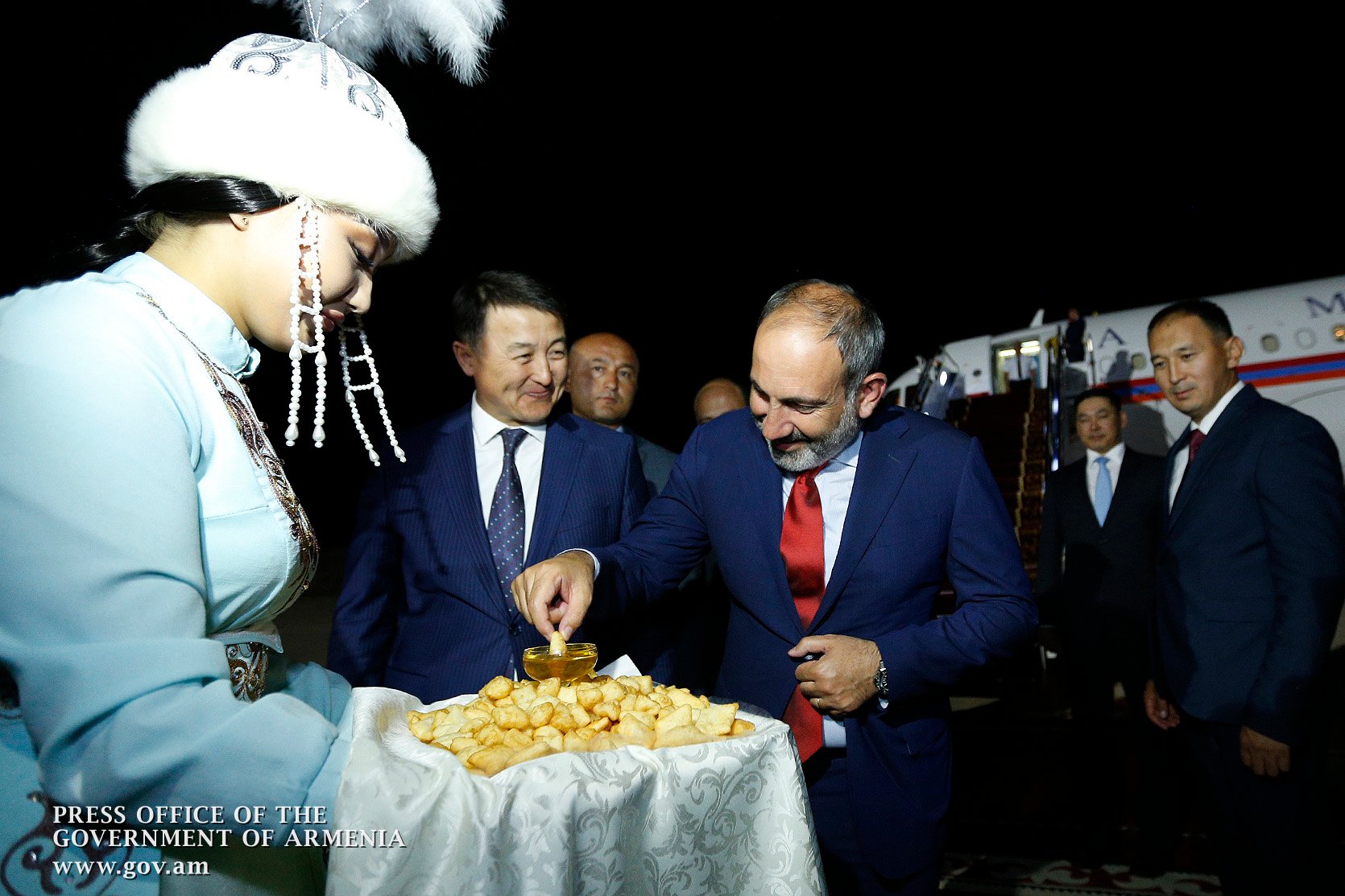 Prime Minister Nikol Pashinyan arrives in Kyrgyzstan on working visit