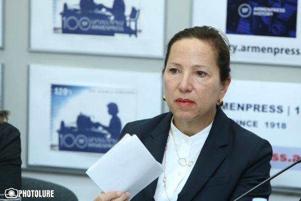 Eleni Kounalakis: ‘The US must condemn Azerbaijan’s willingness to destroy Stepanakert’s airplanes’