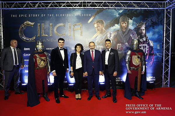 Nikol Pashinyan, Anna Hakobyan attend premiere of “Cilicia – Land of Lions” short film review