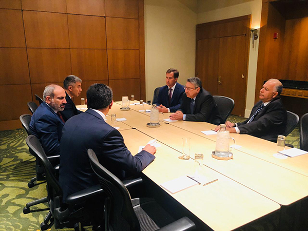 Nikol Pashinyan met with Co-Chairs of the Armenian Assembly of America Van Krikorian and Anthony Barsamian