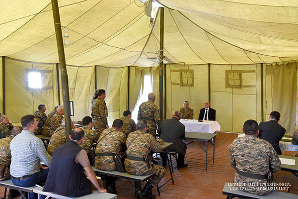 Bako Sahakyan convoked a consultation in the Defense Army’s mobilization control point to discuss issues related to the mobilization process