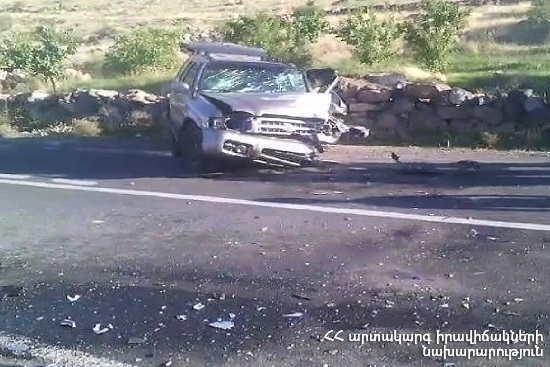 RTA on Yerevan-Gyumri roadway: there were casualties and a victim