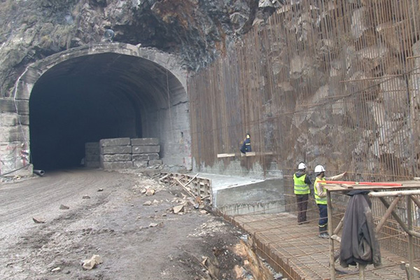 Construction works are underway on Vanadzor-Alaverdi-Bagratashen highway