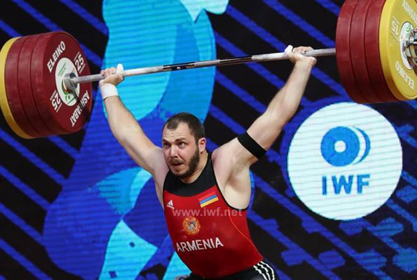 Weightlifter Hakob Mkrtchyan becomes world champion