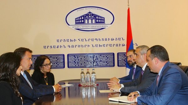 Foreign Minister of Artsakh met with the delegation of the Armenian Assembly of America