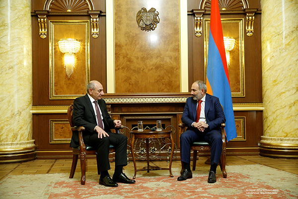 A wide range of issues relating to the cooperation of the two Armenian republics in various spheres were discussed during the meeting