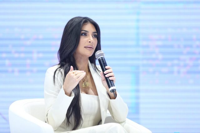 Kim Kardashian comes up with 4 good ideas in Armenia: ‘One has to do with flowers’