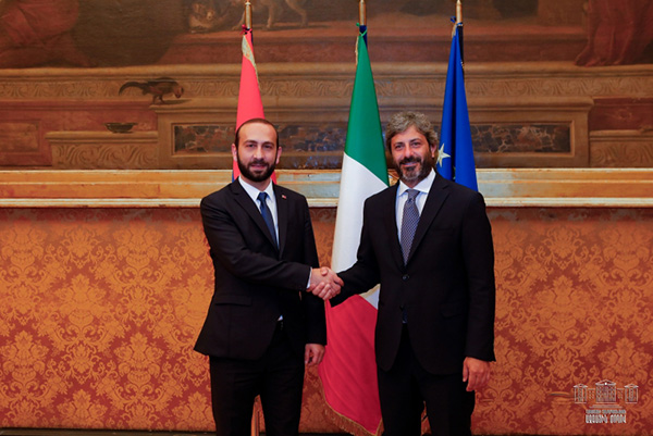 Ararat Mirzoyan meets with the President of the Chamber of Deputies of Italy