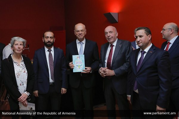Delegation led by Ararat Mirzoyan hosted at the Embassy of Armenia to the Netherlands