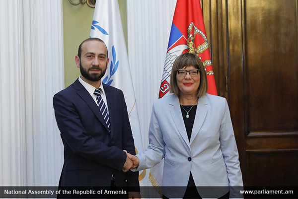 Ararat Mirzoyan meets with Speaker of Serbian Parliament in Belgrade
