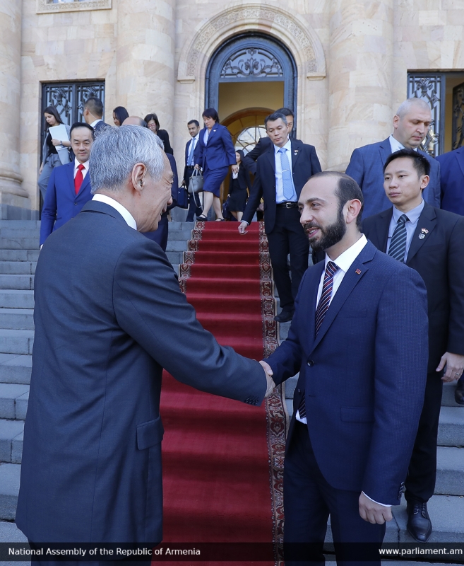RA NA President Ararat Mirzoyan receives delegation headed by Prime Minister of Singapore Lee Hsien Loong