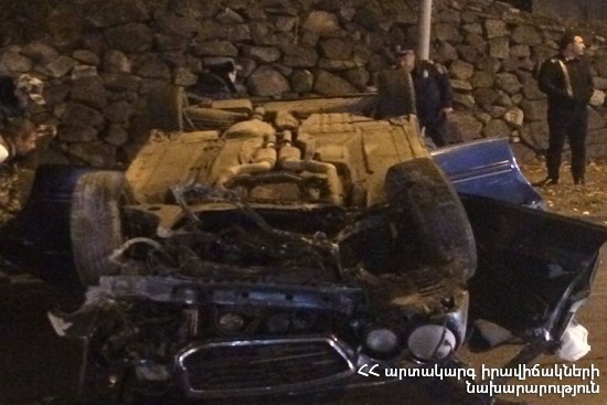 RTA on Myasnikyan roadway: “Mercedes E 320” car was overturned