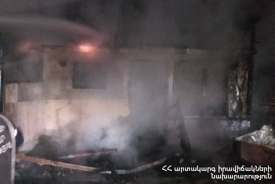 An uninhabited small house was completely burnt in Zaryan street
