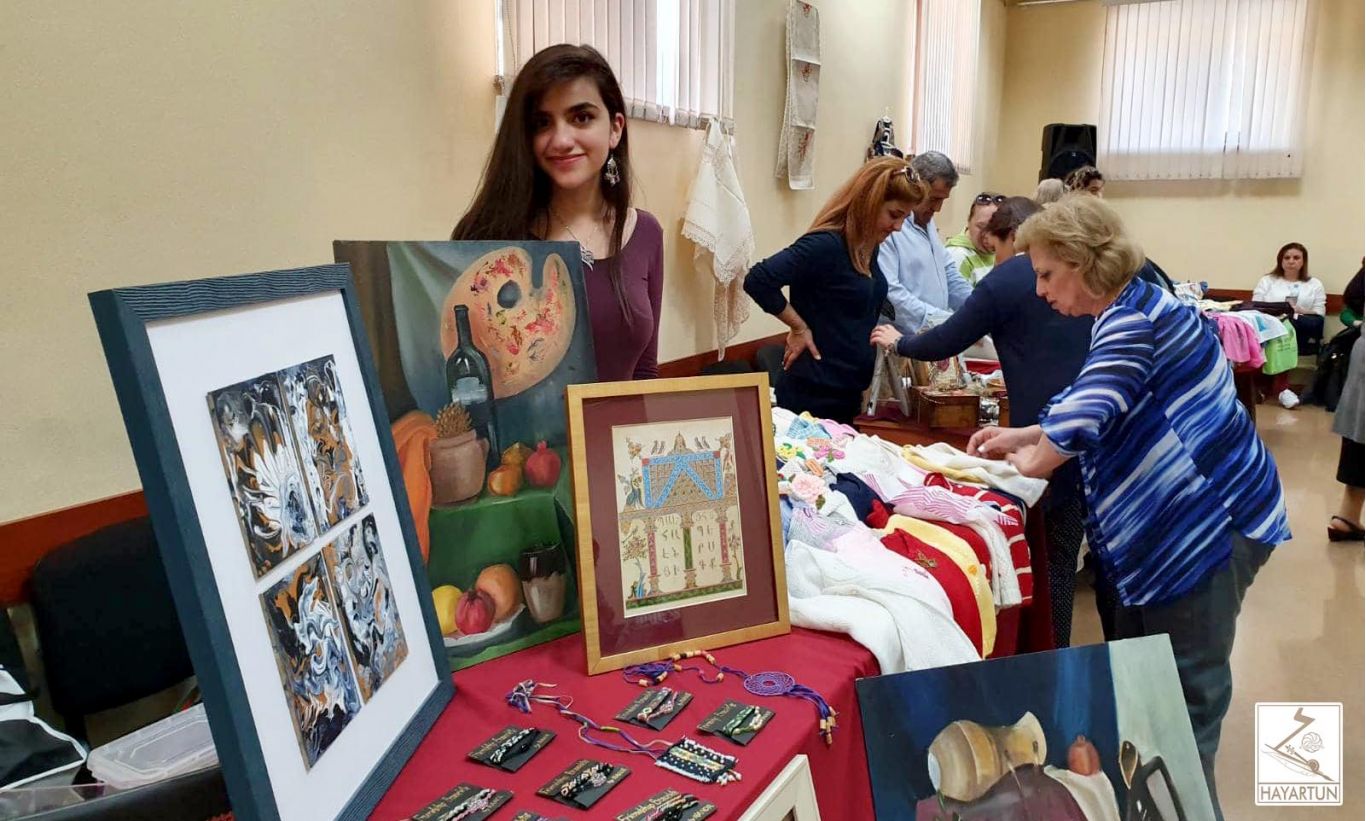 Handmade items by Syrian Armenian women living in Yerevan were presented at “Hayartun” Center