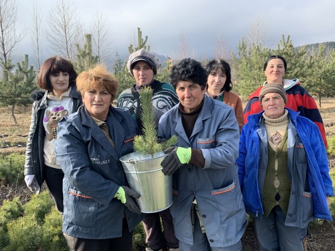 Rural villagers plant ATP’s six millionth tree in Lori