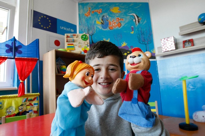 ©UNICEF/Emil Vas - The EU and UNICEF work closely on protecting migrant children