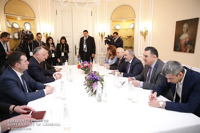 Armenian PM meets with Moldovan President on the margins of the Munich Security Conference
