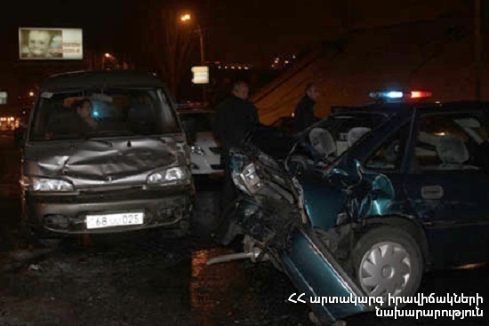 Two cars crushed on the 60th km of Yerevan-Meghri highway