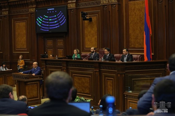 Parliament passes draft decision of the National Assembly on referendum of draft law on RA Constitution Amendments