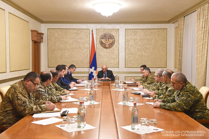 Bako Sahakyan convened a consultation with the supreme command staff of the Defense Army at the head of Defense minister Jalal Haroutyunyan